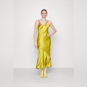 Never Fully Dressed Line Slip Dress - Medium NWT